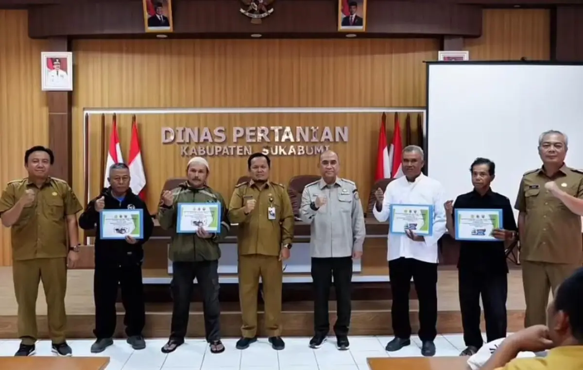 Percepat Tanam, Distan Sukabumi Salurkan Pompa Air untuk Antisipasi Kekeringan