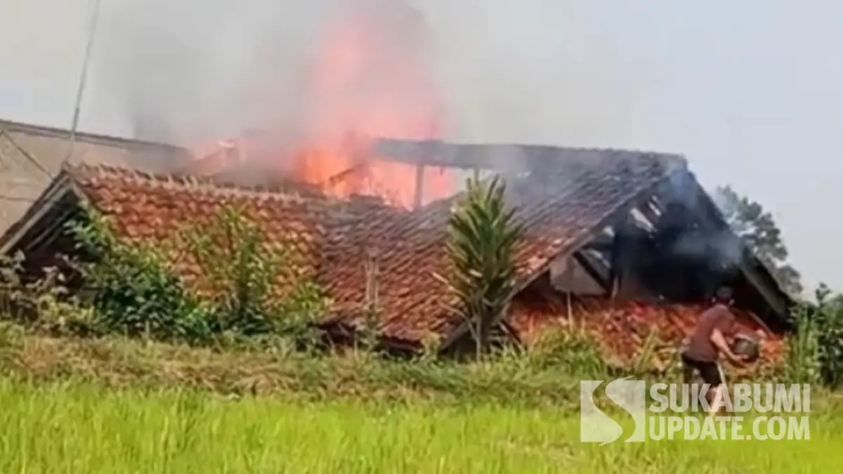 Rumah Dihuni 3 Keluarga di Cibadak Sukabumi Hangus Terbakar, 10 Jiwa Mengungsi