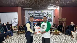 Founder Desa Wisata Hanjeli, Asep Hidayat (Kanan). (Sumber : Istimewa.)