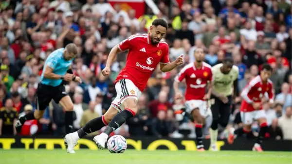Aksi Matheus Cunha saat membela Manchester United hadapi Ipswich Town. (Sumber: web/manutd.com)
