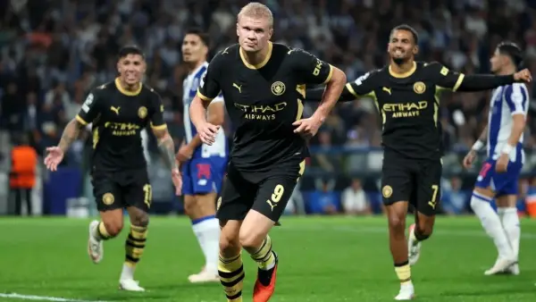 Aksi Erling Haaland setelah cetak gol untuk Manchester City ke gawang FC Porto di Liga Champions 2026/2027. (Sumber: web/tntsports.co.uk)