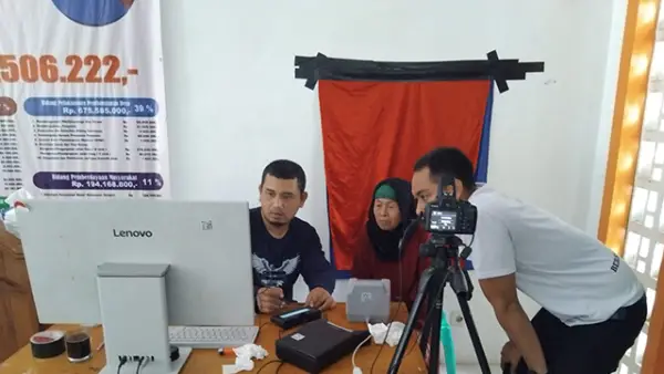 Pelayanan Dukcapil di kantor Desa Rambay Kecamatan Tegalbuleud, Rabu (09/09/2026). (Sumber : disdukcapil).