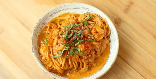 Resep Spaghetti Rose, Creamy Gurih yang Lembut Bikin Ketagihan (Sumber : Youtube | Devina Hermawan)