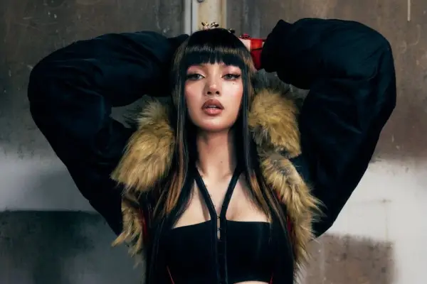 Lisa BLACKPINK Jadi Bintang Tamu Jimmy Fallon, Bakal Bahas Lagu SaWaDiKa (Sumber : X/@soompi)