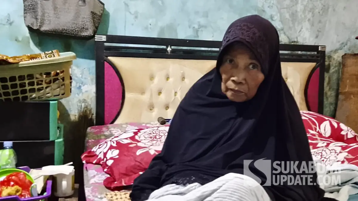 Nasi Sebungkus Berdua, Kisah Lansia Sakit di Sukabumi yang Kini Tercatat di Desil 9