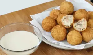 Resep Brulee Bomb, Renyah di Luar dan Lumer di Dalam yang Bikin Ketagihan (Sumber : Youtube | Devina Hermawan)