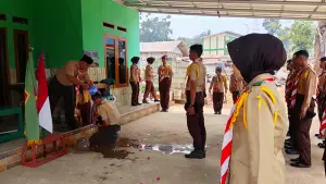 Sebanyak 30 siswa dari MAN 4 Sukabumi, SMK Al Ijtihad Purabaya dan SMK Al Raihan Purabaya mengikuti pengukuhan Saka Wirakartika Gelombang I di wilayah Kecamatan Purabaya, Kabupaten Sukabumi. (Sumber : Istimewa.)