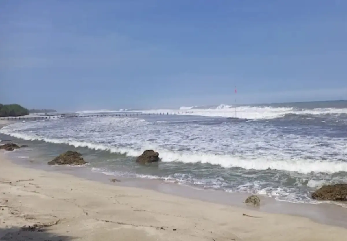 Pantai Pamancalan Surade Sukabumi, Destinasi Wisata Pesisir yang Menarik Dijelajahi