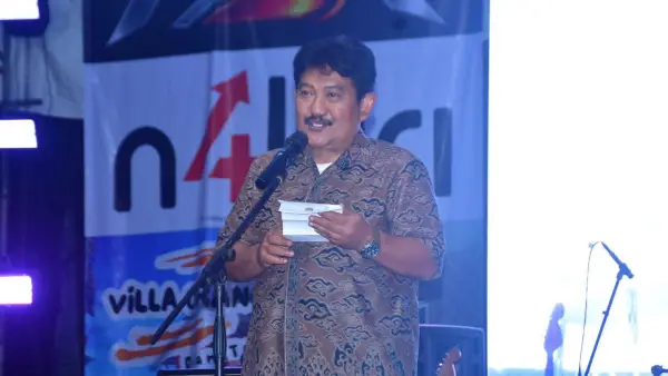 Kadisdagin Kabupaten Sukabumi Dani Tarsoni saat menyampaikan laporan terkait penyelenggaraan Sukabumi Expo 2026 dan Pasar Rakyat UMKM. (Sumber: Diskominfosan Kab. Sukabumi)