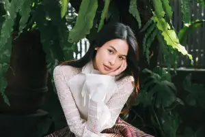 Konten Mindfulness Maudy Ayunda Tuai Kritik, Dianggap Tone Deaf (Sumber : Instagram/@maudyayunda)