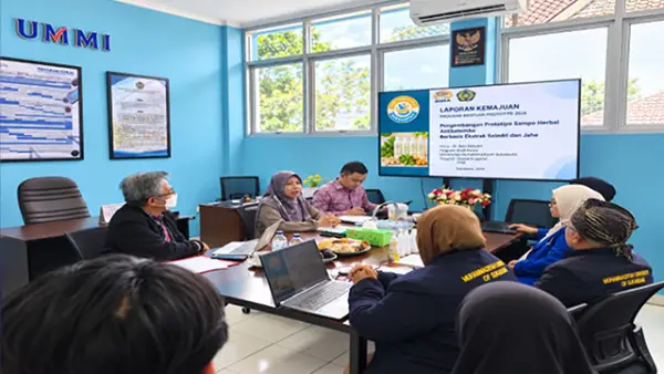 Universitas Muhammadiyah Sukabumi (UMMI) mengembangkan prototipe sampo herbal antiketombe berbahan ekstrak seledri dan jahe. (Sumber : Istimewa.)