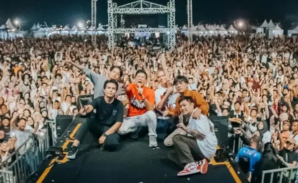 Kangen Band Tak Jadi Bubar, Dodhy: Kami Sepakat Kembali Bersama (Sumber : Instagram/@kangenbandofficial_)