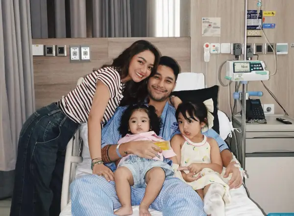 Krisjiana Baharudin Jalani Vasektomi: Biar Aku yang Ambil Tanggung Jawab (Sumber : Instagram/@krisstifam)