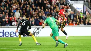 Aksi Igor Thiago saat mencetak gol untuk Brentford ke gawang Chelsea di Liga Inggris 2026/2027. (Sumber: web/brentfordfc.com)