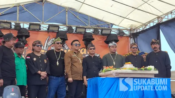 Syukuran Bumi ke-4 di Ciracap, Kabupaten Sukabumi. (Sumber: SU/Ragil Gilang)