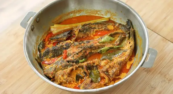 Resep Mangut Lele, Makanan Khas Jogja dan Magelang yang Cocok Jadi Menu Makan Keluarga (Sumber : Youtube | Devina Hermawan)