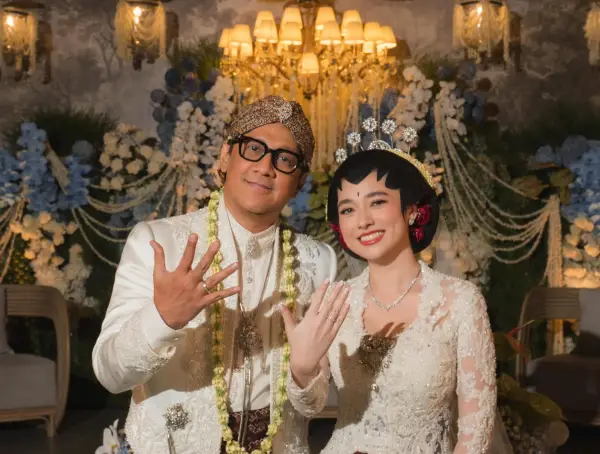 Akhirnya! Andre Taulany Resmi Menikah dengan Amanda Rigby (Sumber : Instagram/@andreastaulany)