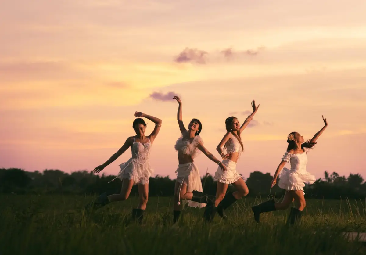 Lirik Lagu star no na, Debut Album Island Girl yang Telah Lama Dinantikan