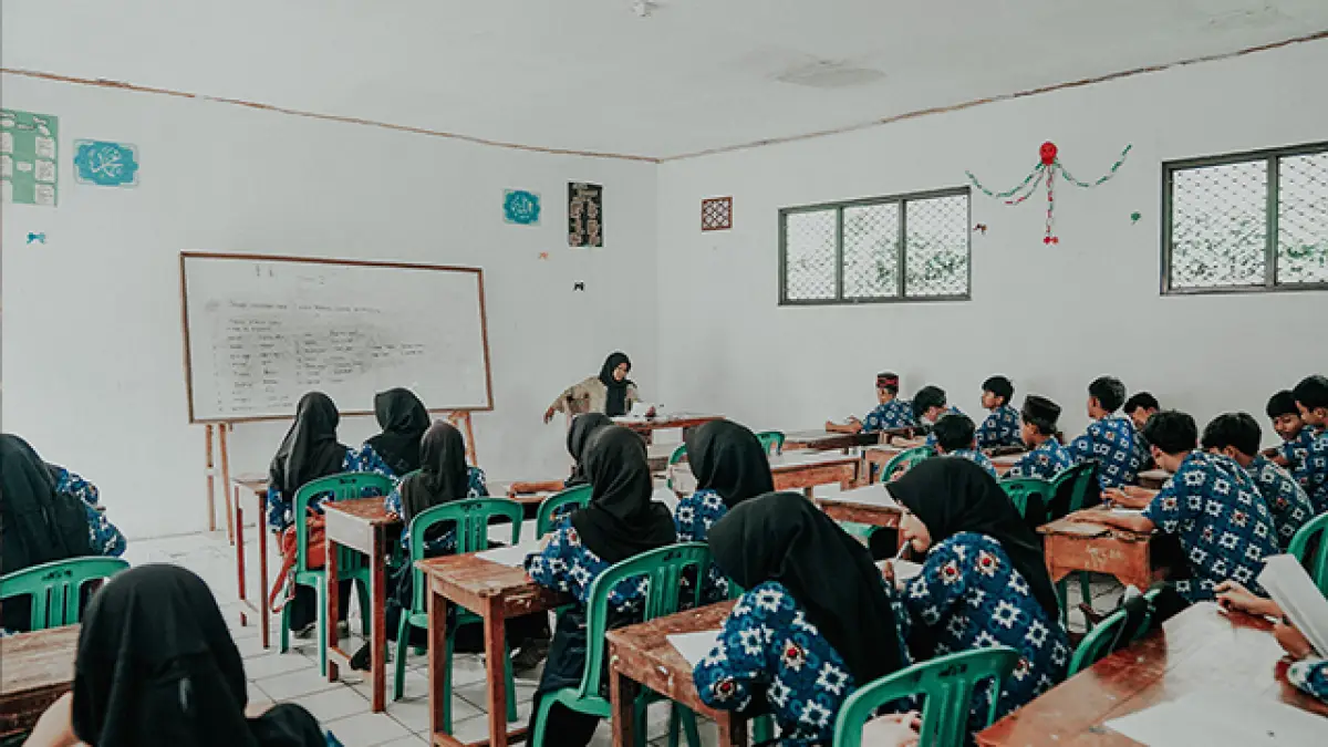 Pelajar dan Guru Dilarang Main Gawai Saat Jam Belajar, SE Kemenag di Satuan Pendidikan