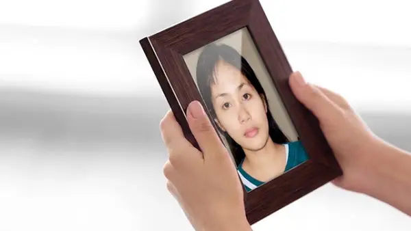 Sosok Ningsih (46), yang dirindukan anak-anaknya di Kecamatan Cibitung, Kabupaten Sukabumi. (Sumber : Foto Dirapikan dengan AI/Gemini.)