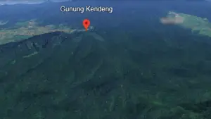 Kawasan Gunung Kendeng, warga Kabandungan Sukabumi temukan banyak botol miras (Sumber: google earth)