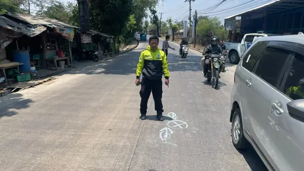 Polisi olah TKP laka maut jalan pelabuhan II Cikembar Sukabumi (Sumber: dok gakkum)