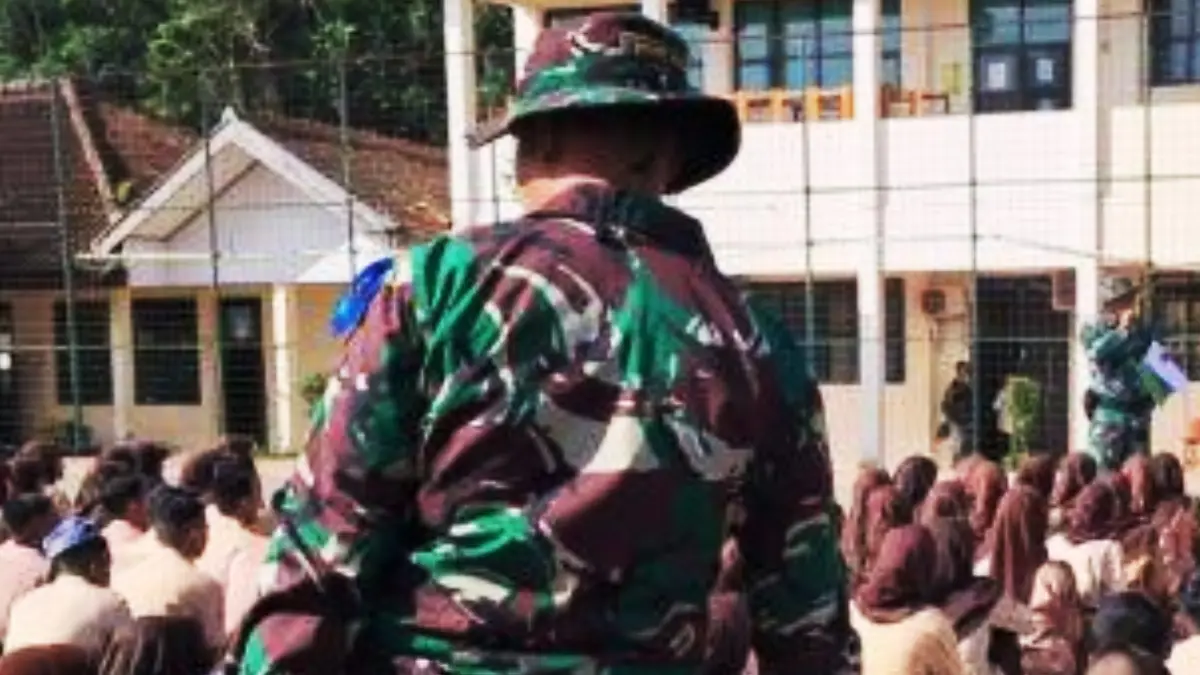 Siap Gerak! Ekskul Bela Negara di Sekolah, Korps Kadet Binaan Tentara