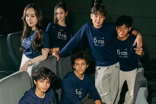Film 5cm: Revolusi Hati Segera Tayang di Bioskop, Ini Daftar Pemainnya (Sumber : Instagram/@sorayaintercinefilms)