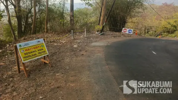 Lokasi kecelakaan motor masuk jurang di kawasan hutan Cipeucang Kecamatan Ciemas, Kabupaten Sukabumi. (Sumber Foto: SU/Ragil)