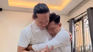 Indra Kenz Bebas Bersyarat, Tulis Permintaan Maaf kepada Korban Kasus Binomo (Sumber : Instagram/@indrakenz)