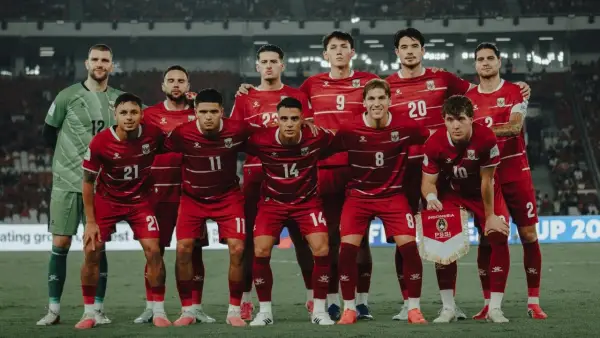 Starting line up Timnas Indonesia saat menghadapi Singapura di FIFA ASEAN Cup 2026. (Sumber: Instagram/@luke.vickery_)