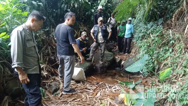 Lokasi ditemukannya tengkorak dan tulang belulang manusia di aliran Sungai Cikole, Kampung Tangsel, Desa Sukamaju, Kecamatan Sukalarang, Kabupaten Sukabumi. | Foto: Istimewa