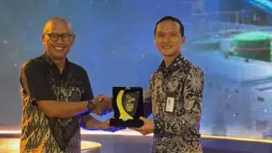 PLN Indonesia Power UBP JPR Raih Penghargaan IJTI Award Sukabumi Raya (Sumber: PLN IP UBP JPR)