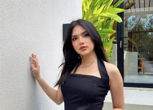 Davina Karamoy Kembali Diperiksa Lagi Soal Kasus Hanania Travel (Sumber : Instagram/@davinakaramoy)