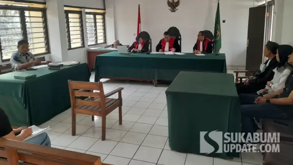 Suasana persidangan perkara perdata nomor 33/Pdt.G/2026/PN Cbd di Pengadilan Negeri Cibadak, Kabupaten Sukabumi, Jumat (2/10/2026) | Foto : Ibnu Sanubari/Sukabumiupdate.com