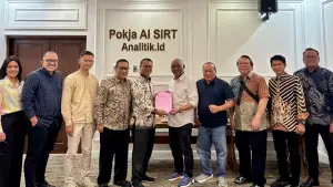 Ketua Pokja A Sapto Anggoro serahkan hasil ke Ketua  PANDI Isnawan Aslam. (Sumber : Istimewa.).