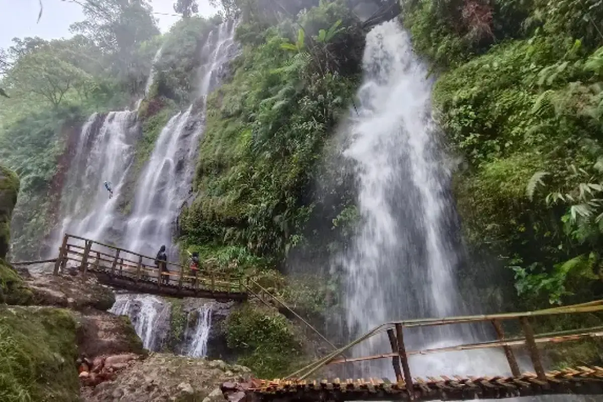Curug Kembar GSE Pamijahan, Wisata Tersembunyi dengan Dua Aliran Air Terjun