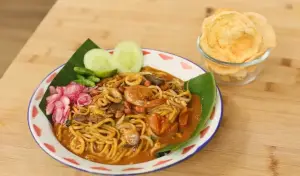 Resep Mie Aceh, Hidangan Gurih Beraroma Rempah yang Menggugah Selera Makan (Sumber : Youtube | Devina Hermawan)