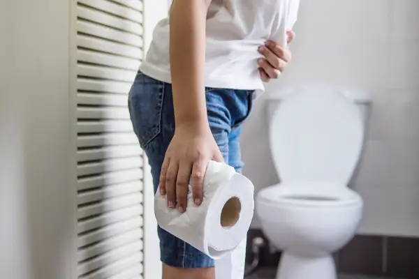 Cara Alami Membantu Meredakan Diare, dari Air Rebusan Daun Jambu hingga Air Tajin (Sumber : Freepik/@jcomp)