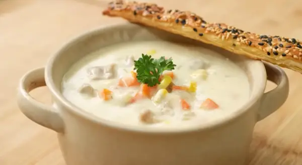 Resep Sup Krim Ayam, Gurih dan Creamy untuk Dimakan Bersama Keluarga (Sumber : Youtube | Devina Hermawan)