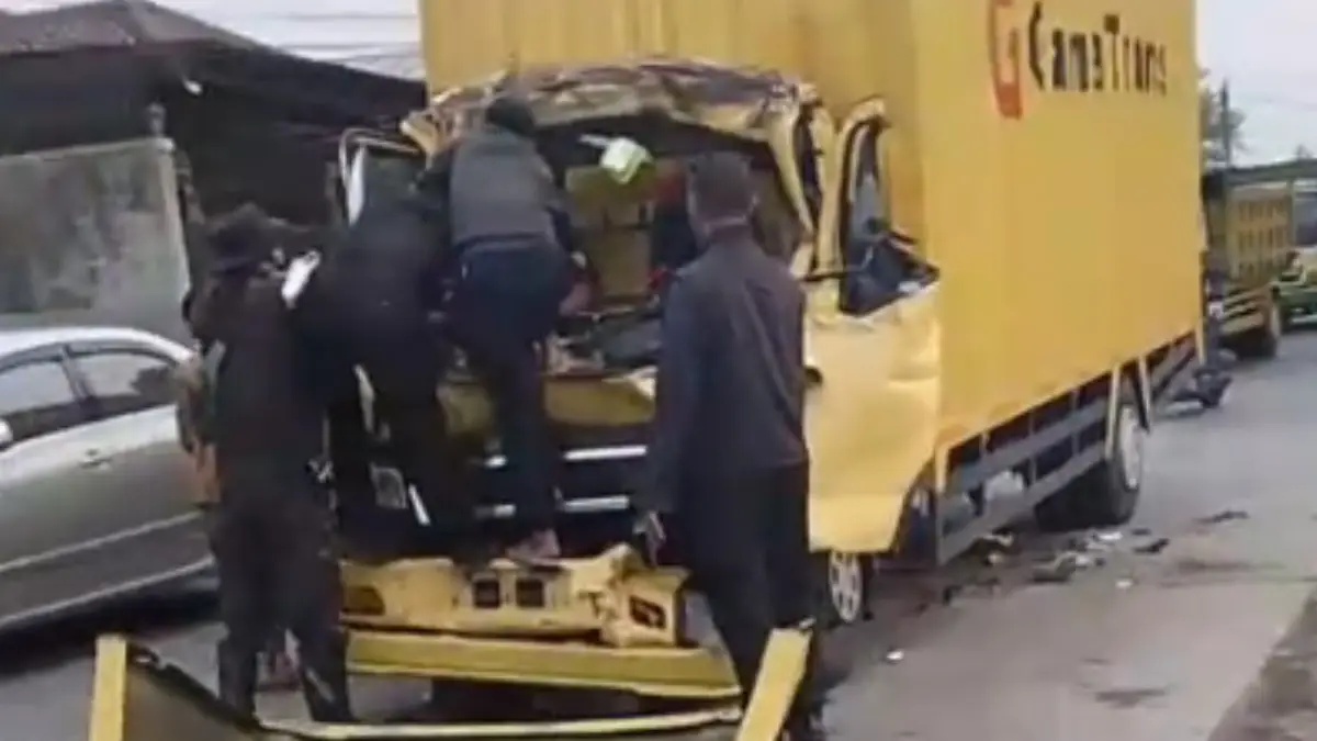 3 Kali Dalam 3 Hari: Kecelaakaan Truk Boks di Sukabumi, Kali Ini Dekat Flyover Lingsel Cibeureum