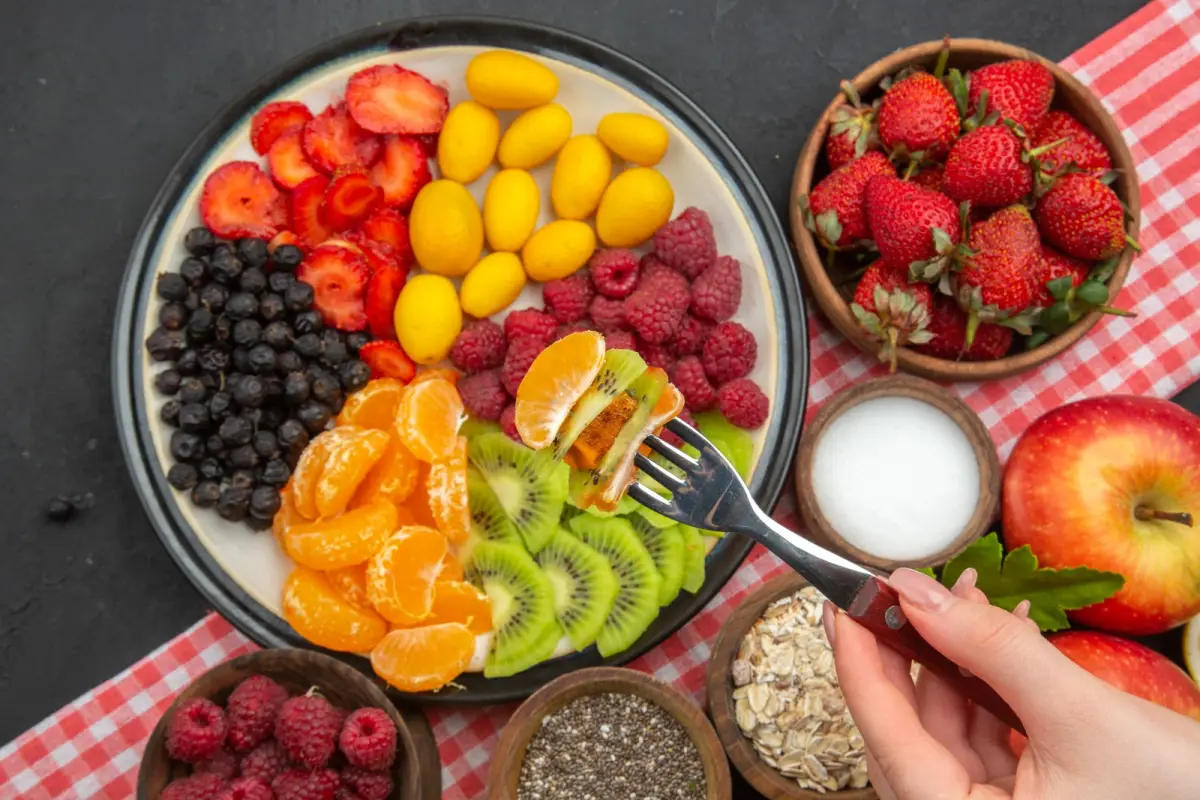 10 Buah Rendah Gula yang Cocok untuk Penderita Diabetes