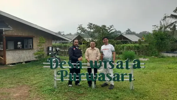 Kepala Dinas Pariwisata Kabupaten Sukabumi Ali Iskandar saat mengunjungi Bodogol Edu Farm di Desa Purwasari, Kecamatan Cicurug (Sumber: dispar)