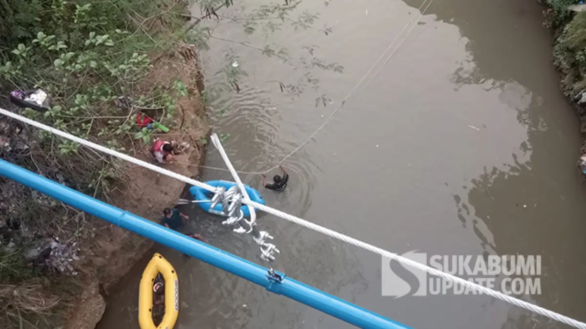 Pencarian Dihentikan Sementara, Pria Diduga Maling HP Nyebur ke Sungai Cicatih Sukabumi