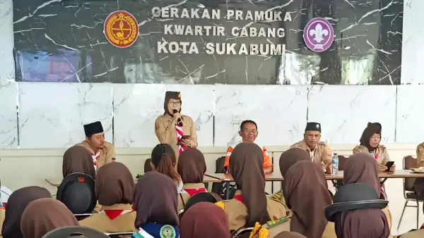 Kepala Dinas Komunikasi dan Informatika Kota Sukabumi, Endah Aruni, menghadiri Upacara Pembukaan Jamboree On The Air (JOTA) Nasional ke-89, dan Jamboree On The Internet (JOTI) Nasional ke-47 (Sumber: Diskominfo)