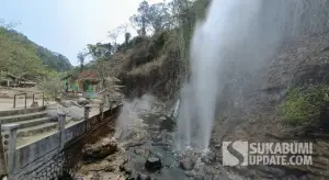 Kondisi semburan air panas di Geyser Cipanas, Kecamatan Cisolok, Kabupaten Sukabumi, Sabtu (17/10/2026). | Foto: SU/Ilyas Supendi