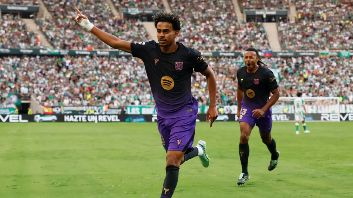 Hajar Real Betis 5-2, Barcelona Kokoh di Puncak Klasemen La Liga