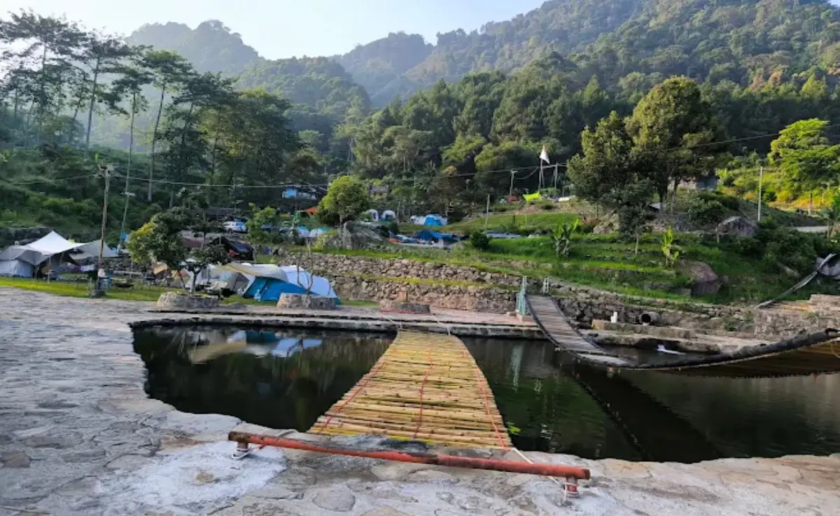 Lembah Tidar Campground Sukamakmur, Berkemah Dekat Curug Ciherang Cocok untuk Liburan Keluarga