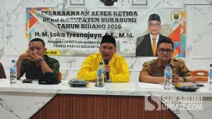 Anggota DPRD Kabupaten Sukabumi, H. M. Loka Tresnajaya, saat menggelar reses ketiga sekaligus terakhir pada tahun sidang 2026 di Kantor Desa Benda. (Sumber Foto: SU/Ibnu)