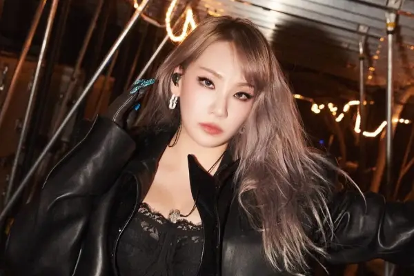 CL 2NE1 Dikabarkan Bergabung dengan THEBLACKLABEL untuk Karir Solonya (Sumber : X/@soompi)